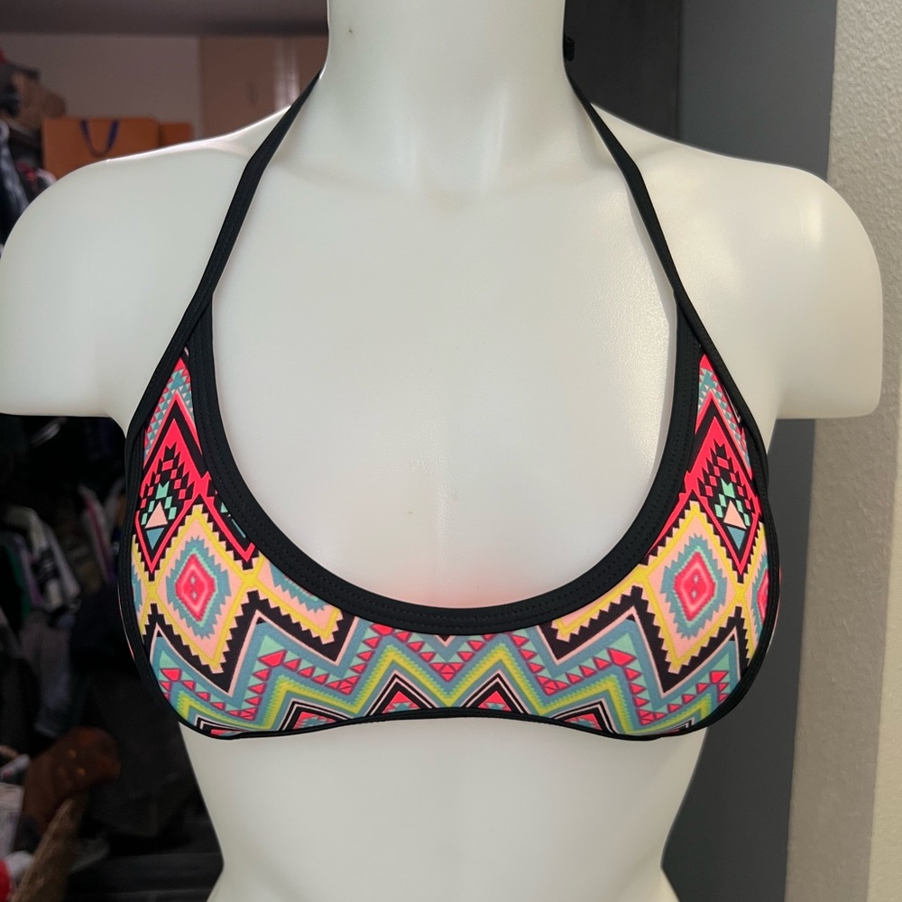 Xhilaration Multicolor Patterned Bikini Top